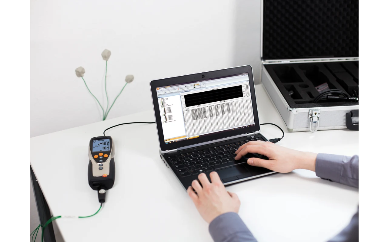 testo 635-2 U-value promo set - thermohygrometer set - Image 4