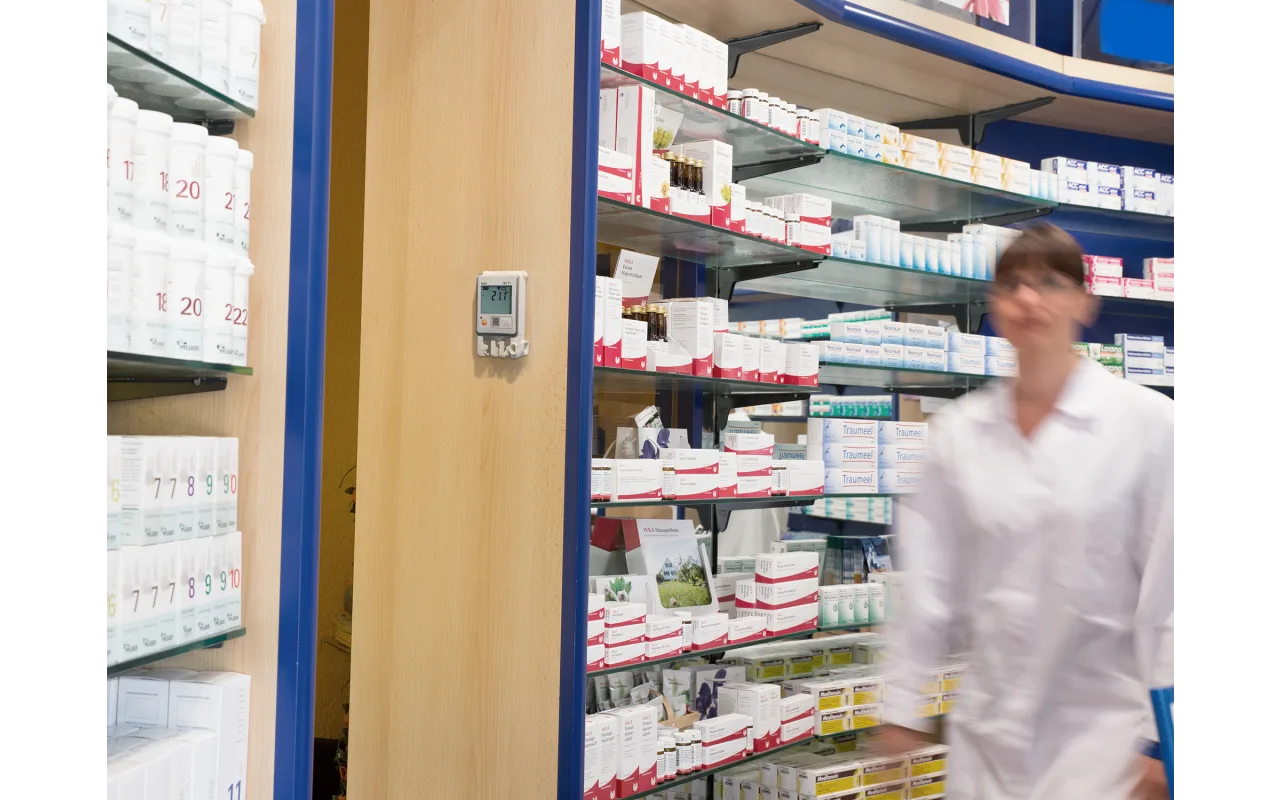 testo 162 T1,Easy-to-use climate logger with display for monitoring temperature with integrated temperature sensor. - Image 6