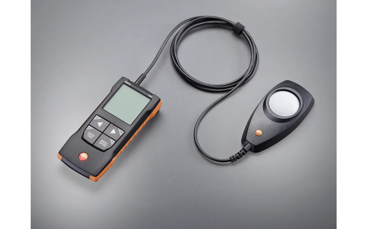 Testo 545 - Digital Lux Measuring Instrument with App Connection - Image 2